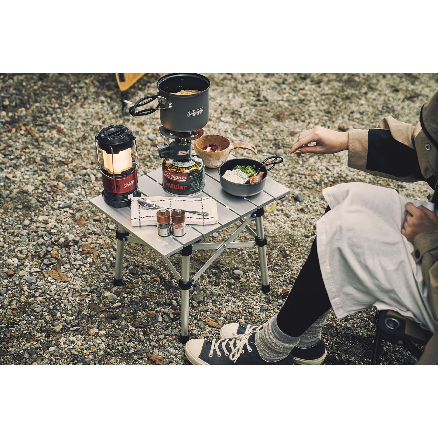 コンパクトアルミテーブルの通販｜キャンプ用品のコールマン【公式