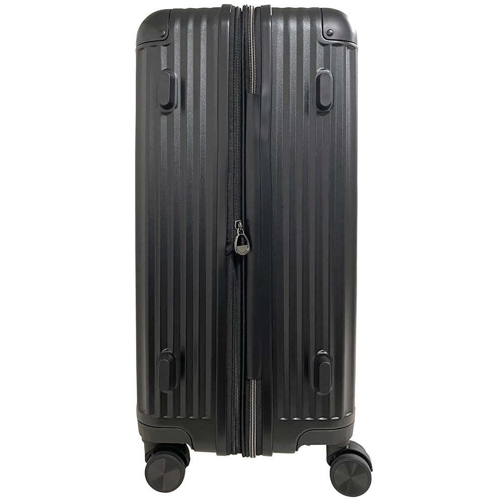 キャリーケース22インチ（ブラック）