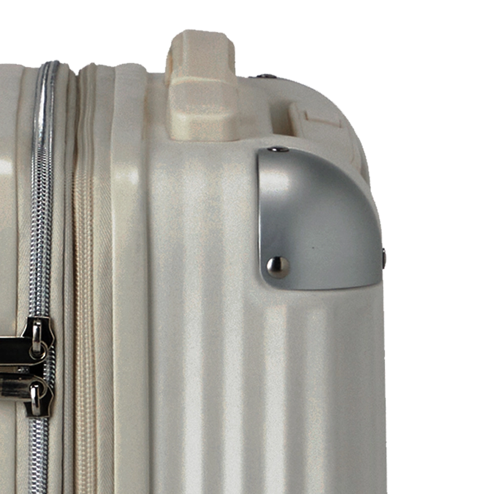 キャリーケース18インチ（ホワイト）