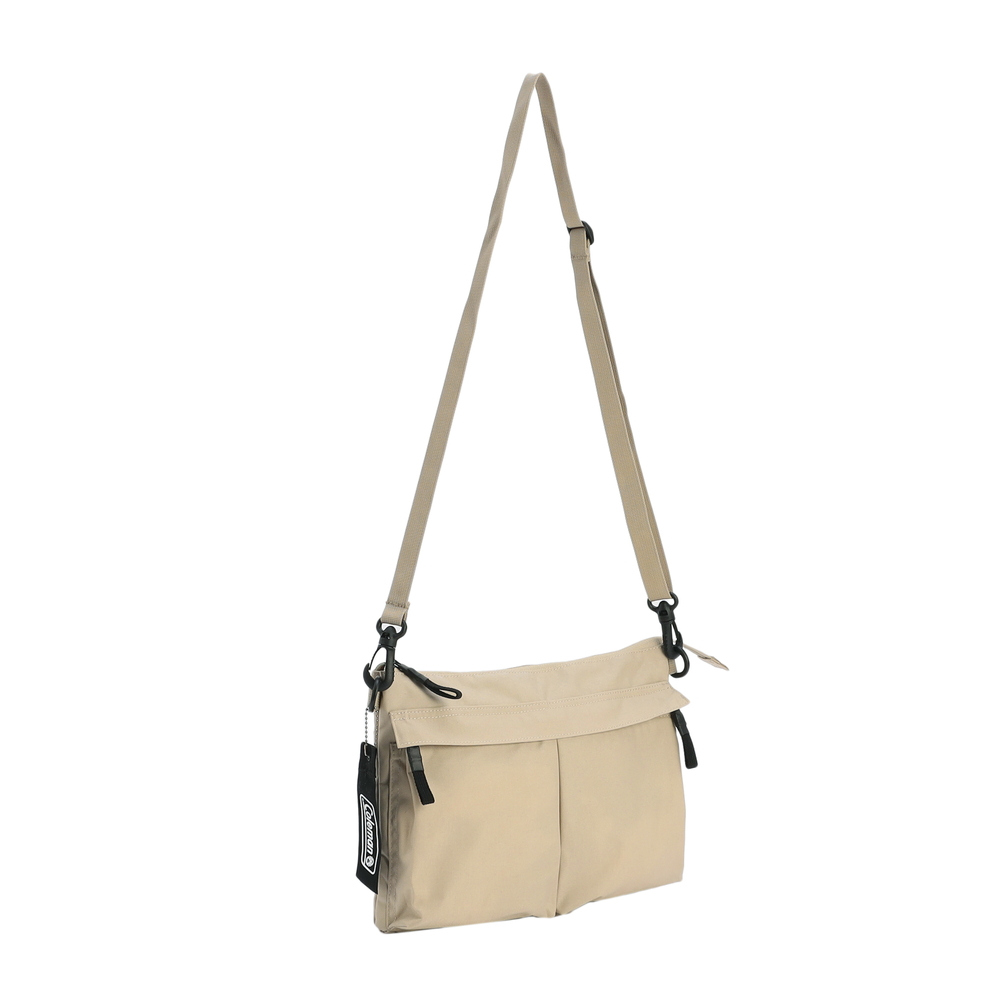 ユニウォーカーサコッシュ（サファリ）