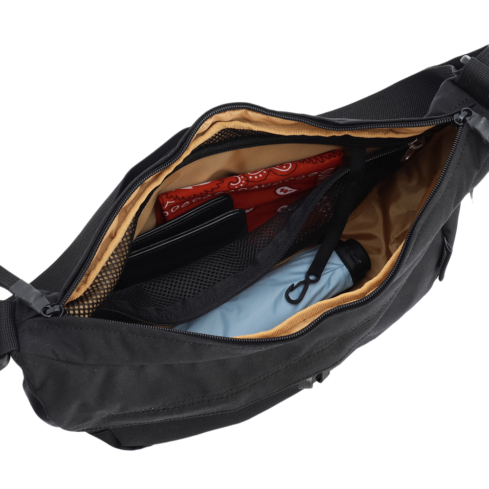 ユニウォーカーバナナショルダー（ブラック）