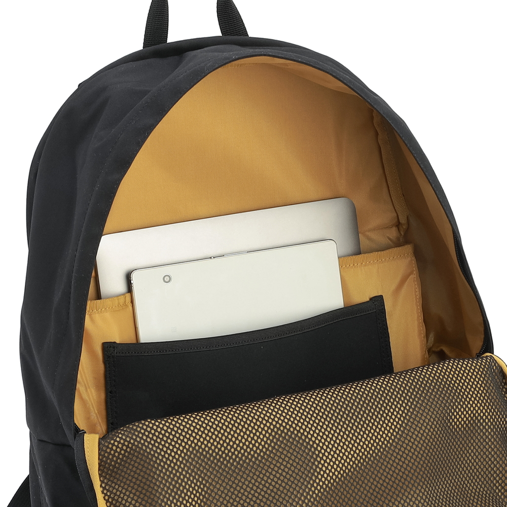 ユニウォーカーデイパック23（ブラック）