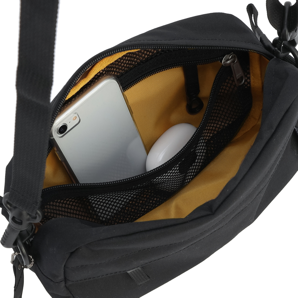 ユニウォーカーポーチ（ブラック）