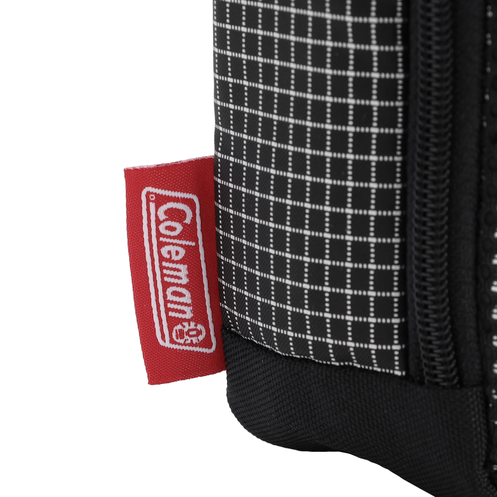 ウォーカーポーチS（ブラックリップ）