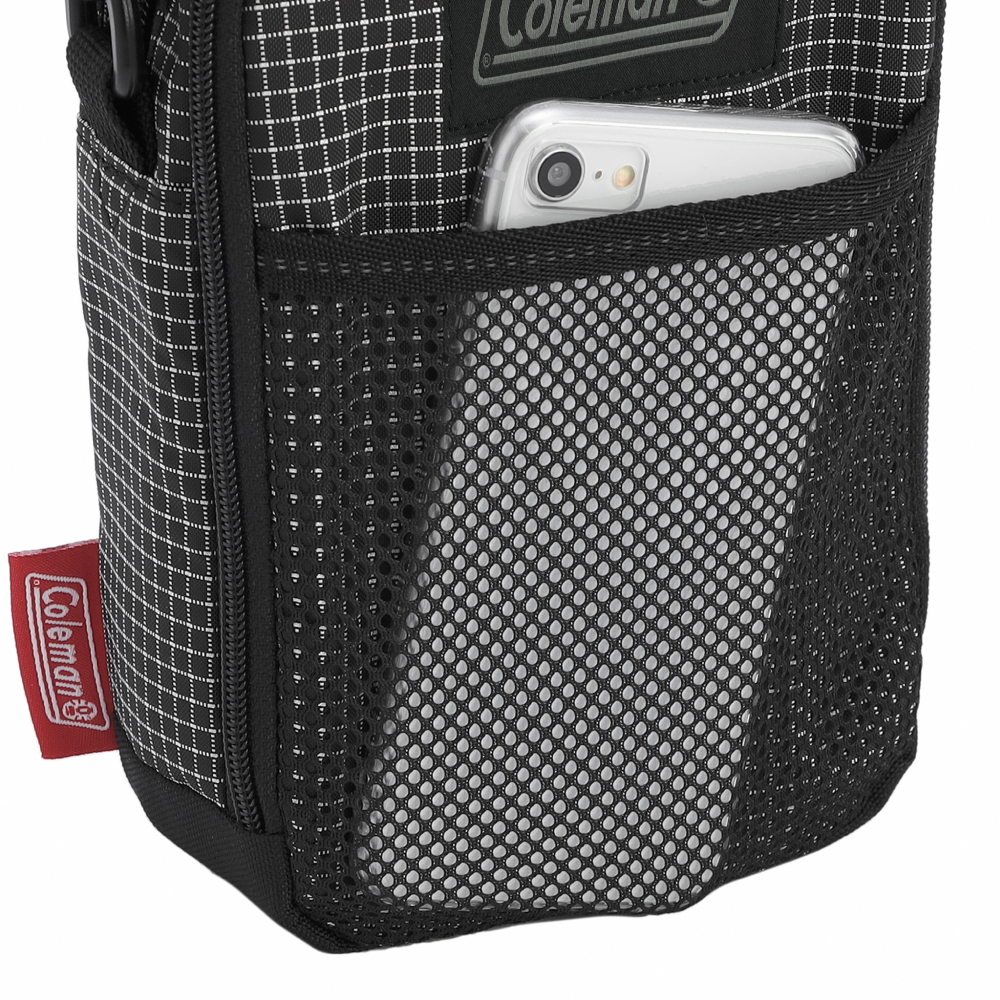 ウォーカーポーチS（ブラックリップ）