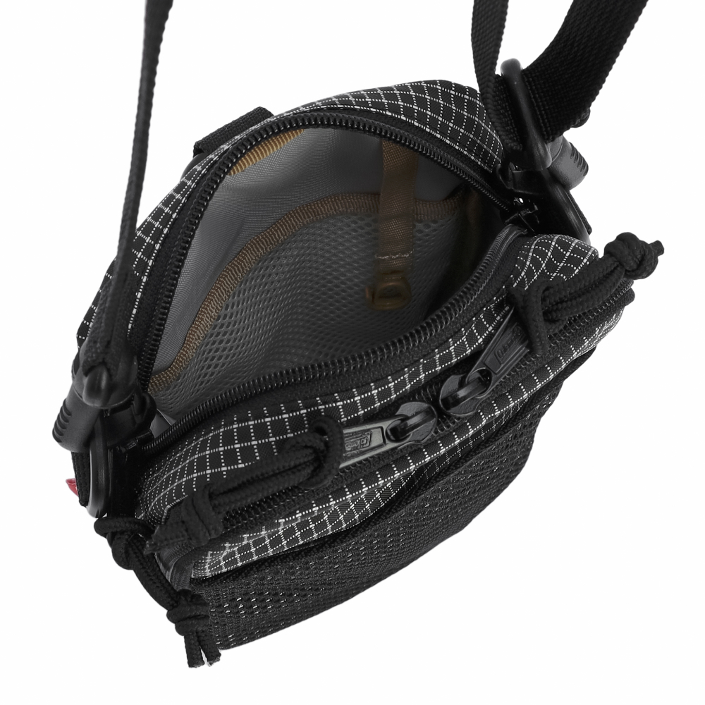 ウォーカーポーチS（ブラックリップ）