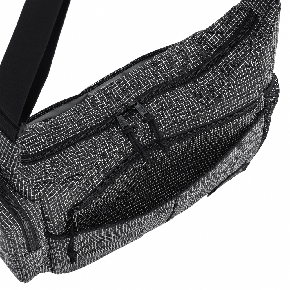 クールショルダーMD（ブラックリップ）