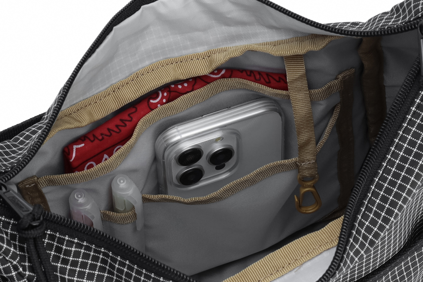 クールショルダーSM（ブラックリップ）