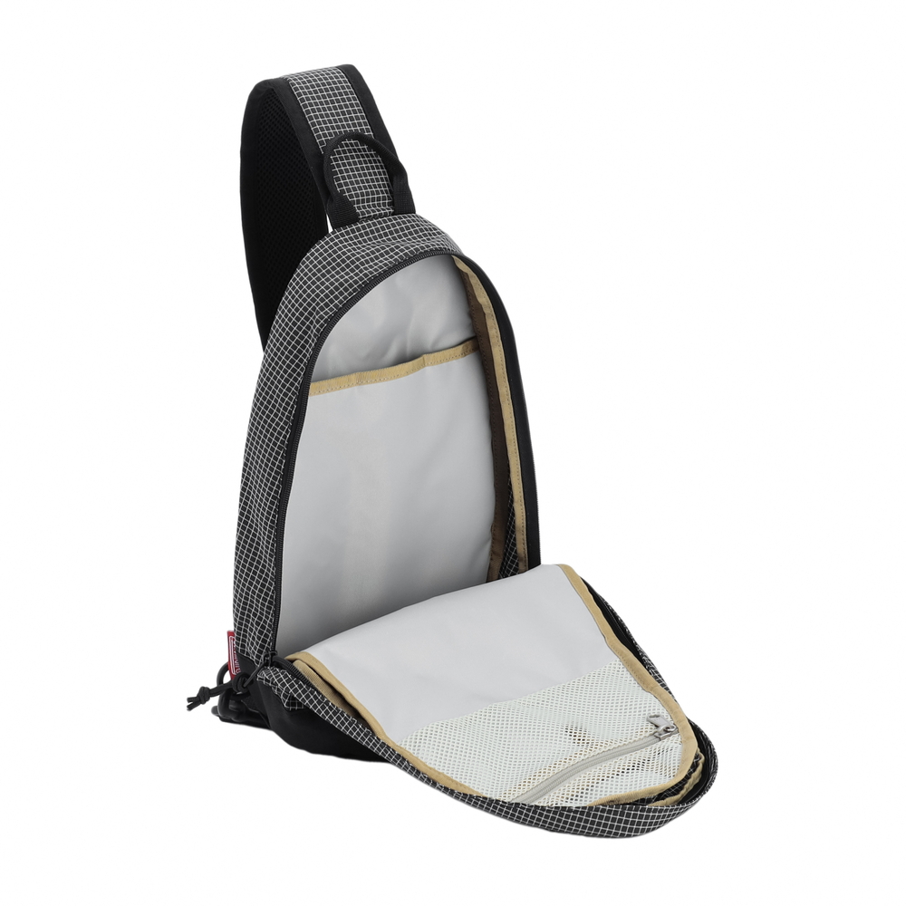 ウォーカースリングバッグ（ブラックリップ）