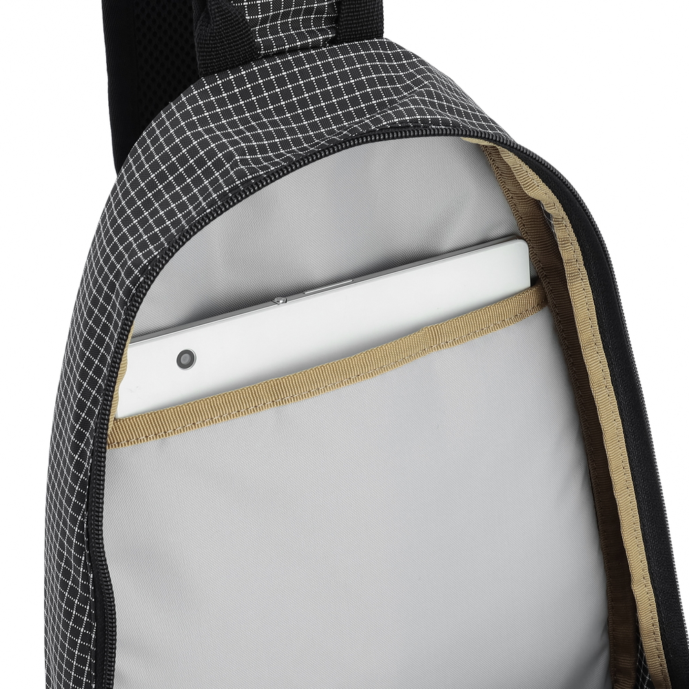 ウォーカースリングバッグ（ブラックリップ）