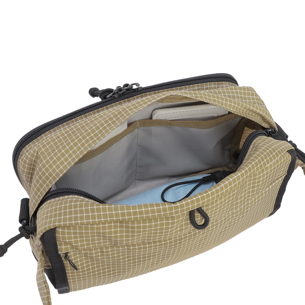 ウォーカーポーチ（コヨーテリップ）