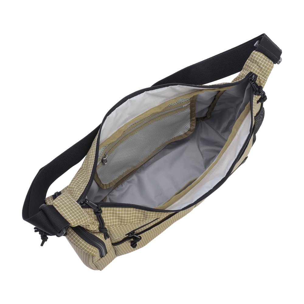 クールショルダーMD（コヨーテリップ）