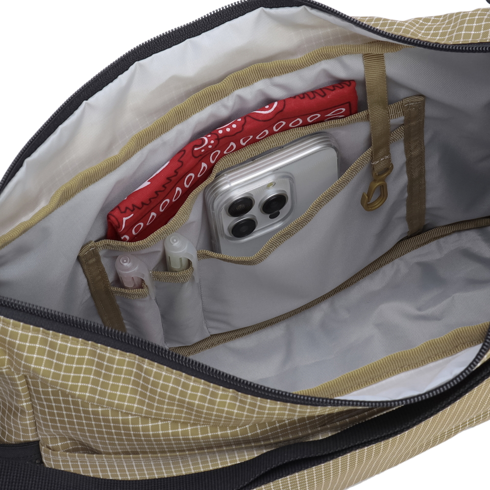 クールショルダーMD（コヨーテリップ）