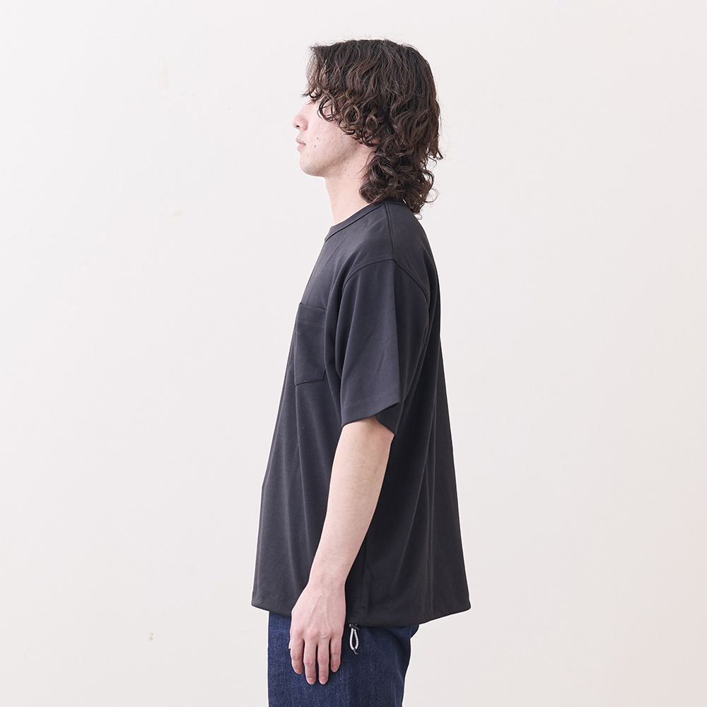 Tシャツ リラックスフィット（ブラック）