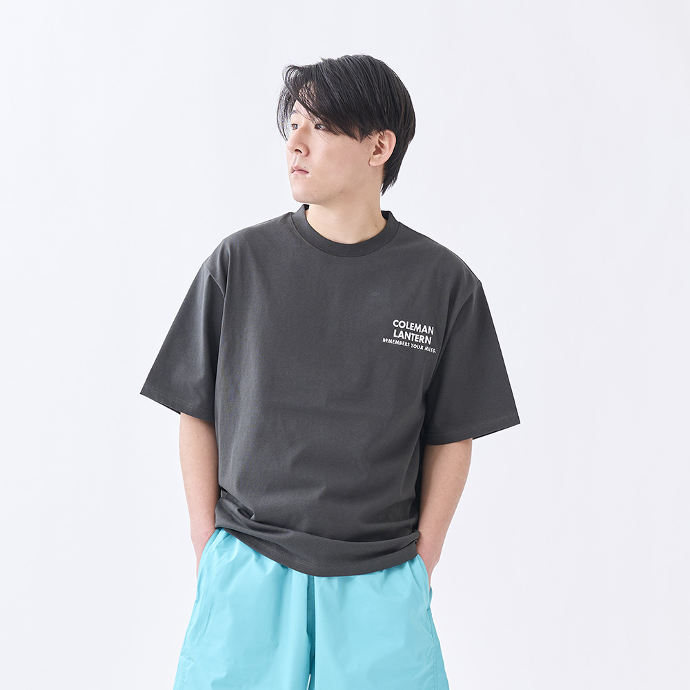 Tシャツ ポップアートプリント（チャコールグレー）